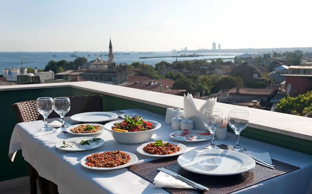 Hotel Erguvan - Special Category İstanbul 4*,