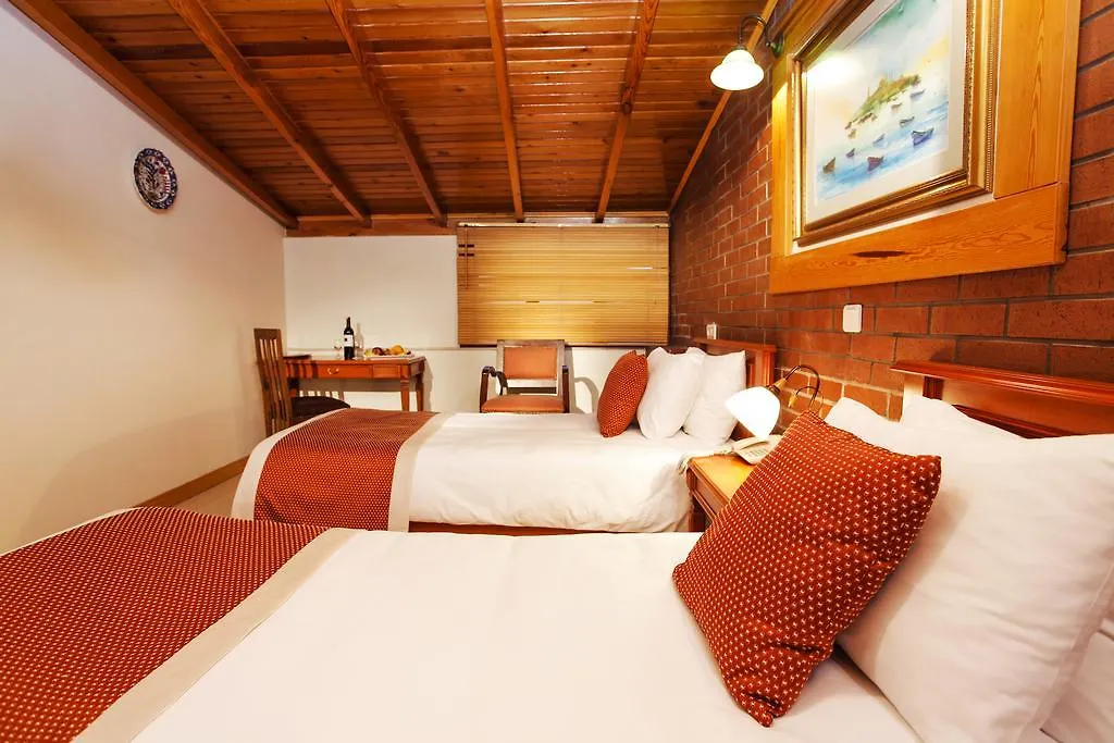 Hotel Erguvan - Special Category Istanbul 4*,